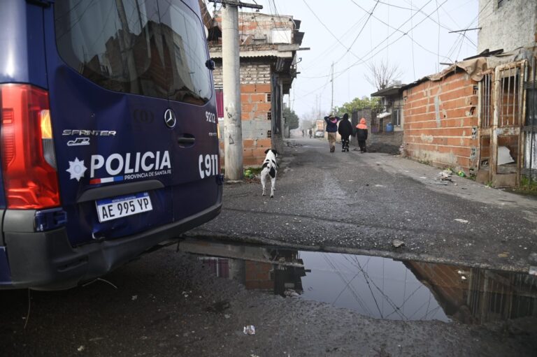 Fuerte preocupación por el ataque narco contra dos agentes de la Policía Federal Argentina