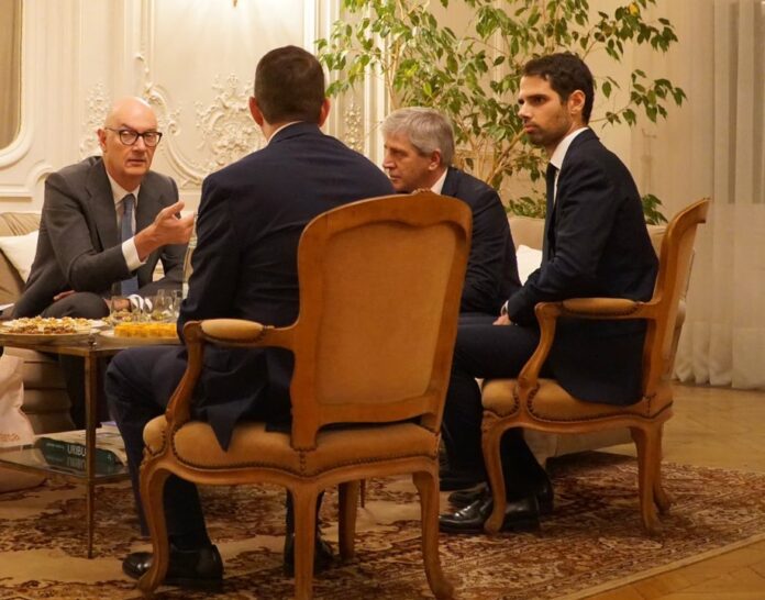 Caputo y Lescure: Un paso hacia el fortalecimiento de las inversiones francesas en Argentina