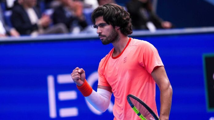 Alcaraz y Munar brillan en el Japan Open con su paso a semifinales