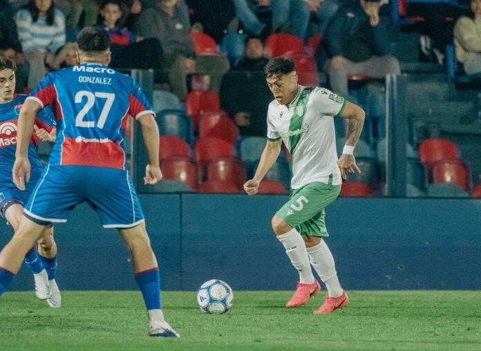 Banfield logra una victoria crucial ante Tigre y se aleja de la zona de descenso