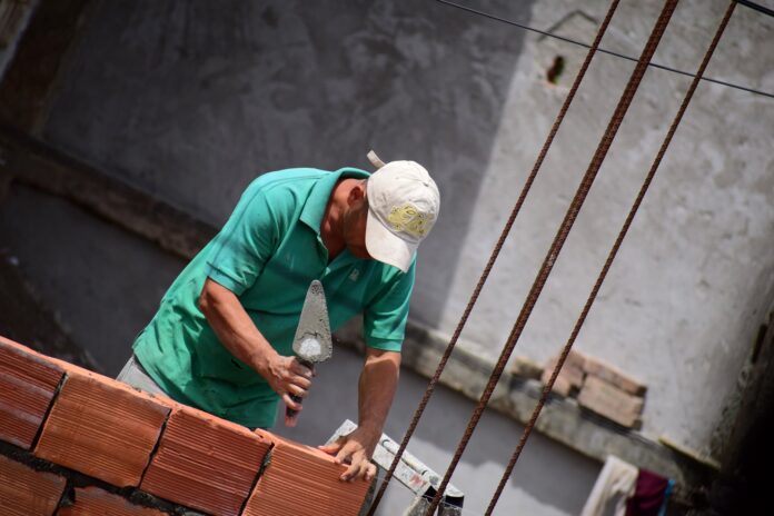 Creciente informalidad laboral: el 70% de los cuentapropistas en el conurbano trabaja sin registro