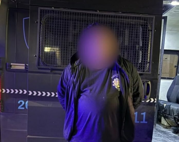 Desmantelan red de narcomenudeo en Balvanera: dos detenidos por venta de cocaína