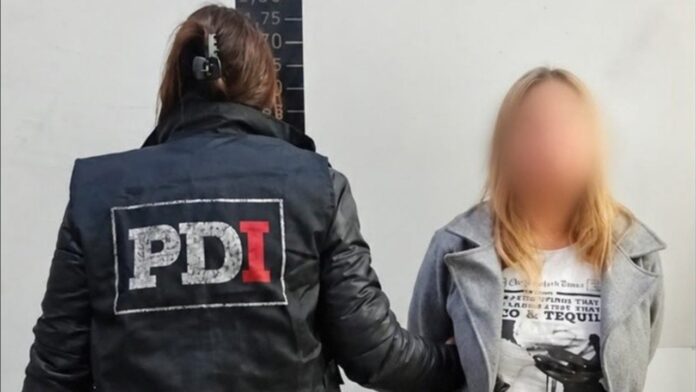 Detienen a Falsa Esteticista que Usaba Matrícula de Otra Profesional