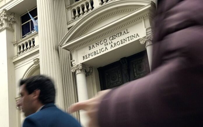 El Banco Central impone nuevas reglas para la transparencia en cuentas remuneradas
