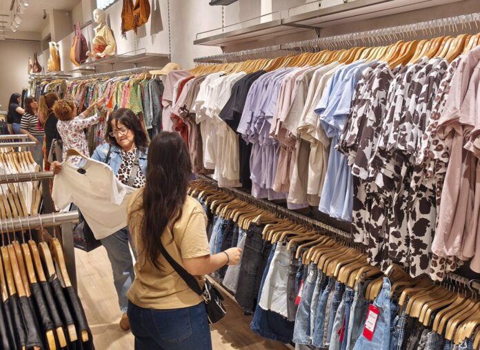 El Consumo de los Hogares en Argentina Sufre una Nueva Caída en Septiembre