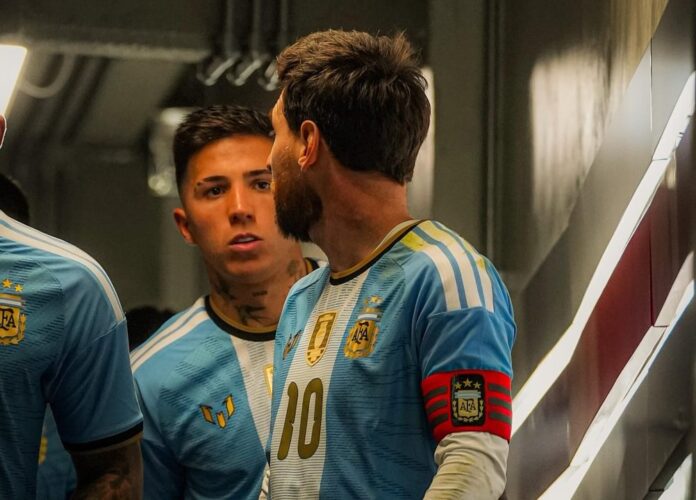 Enzo Fernández: «El legado de Messi es irremplazable para la Selección Argentina»