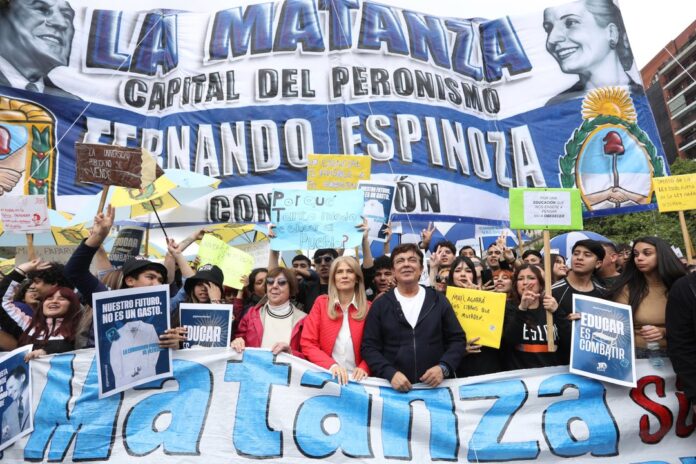 Espinoza: «Defensa de la Educación Pública es Clave para el Futuro de la Juventud»