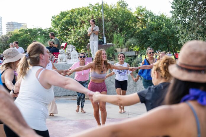 Exhale Festival 2026: La Celebración del Yoga Regresa con Actividades Gratuitas