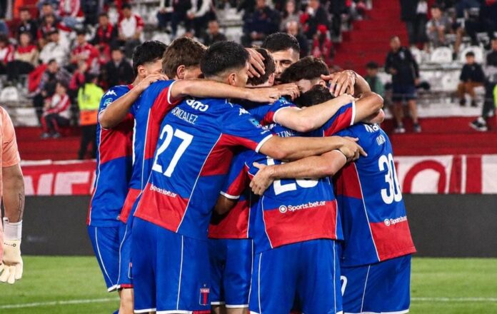 Huracán se complica en la lucha por los playoffs tras derrota ante Tigre