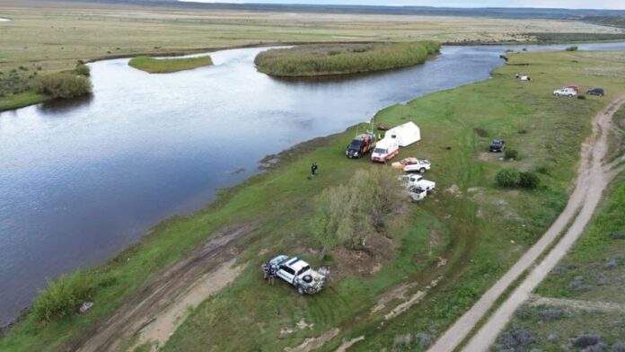 Intensa búsqueda de dos hermanos desaparecidos en el río Gallegos