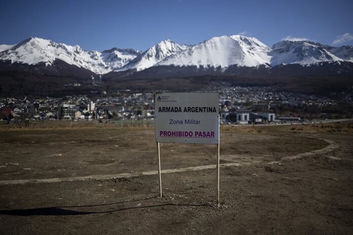 La Base Naval en Ushuaia: Más Promesas que Realidades