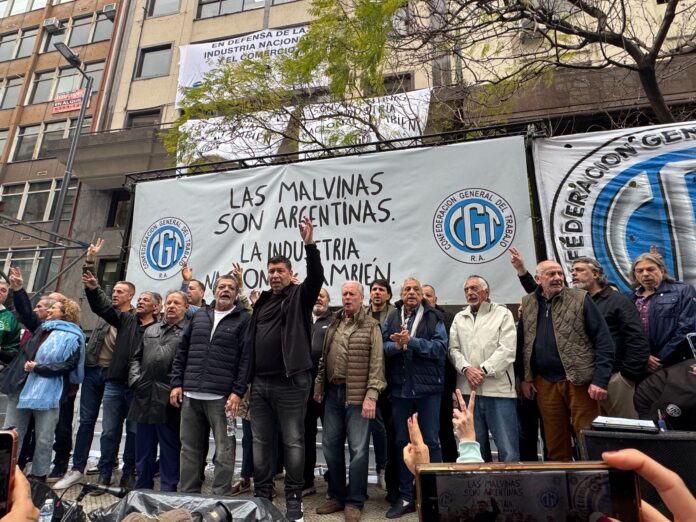 La CGT se moviliza en defensa de la industria nacional y postergan decisión sobre paro general