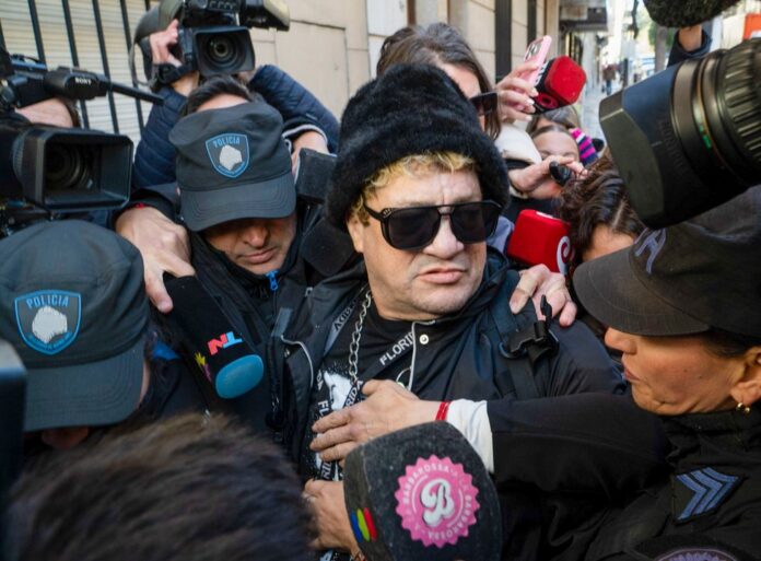 La madre de Pity Álvarez defiende al músico en juicio por homicidio