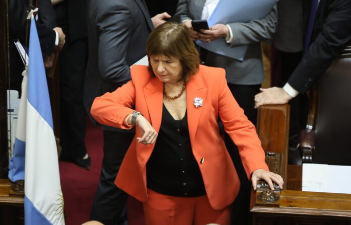 Las encuestas reflejan un cambio en el escenario político: Bullrich se posiciona frente a Milei