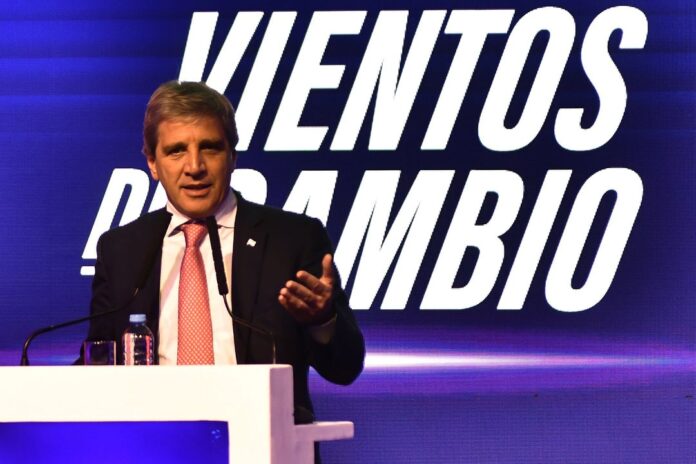 Las Provincias Logran Superávit Fiscal en el Primer Semestre, Pero el Margen se Reduce