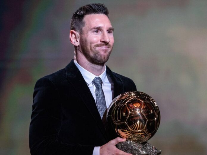 Lionel Messi en duda mientras estrellas del fútbol llegan a Londres para el Balón de Oro