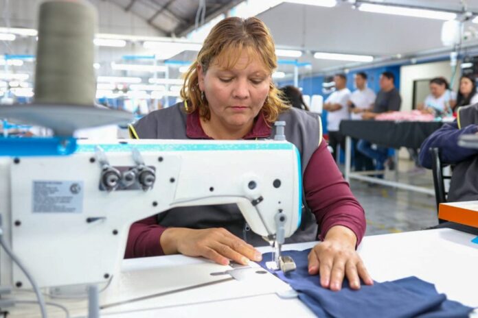 Los Salarios superan la Inflación con un Aumento del 2,7% en Agosto