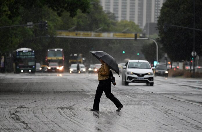 Mal Tiempo en el AMBA: Pronóstico del SMN Anticipa Lluvias hasta el Fin de Semana
