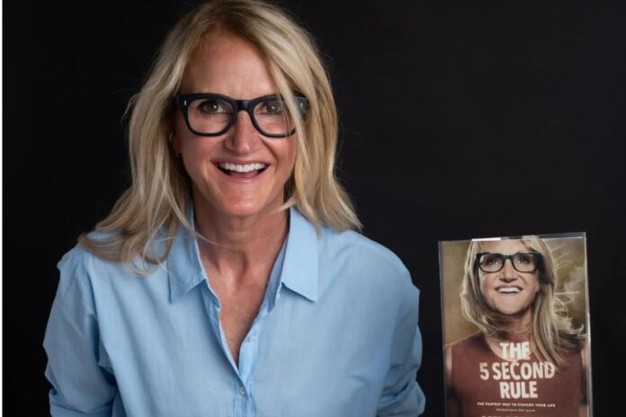 Mel Robbins revela el secreto para mejorar las relaciones familiares: ¿Es posible cambiar a nuestros padres?