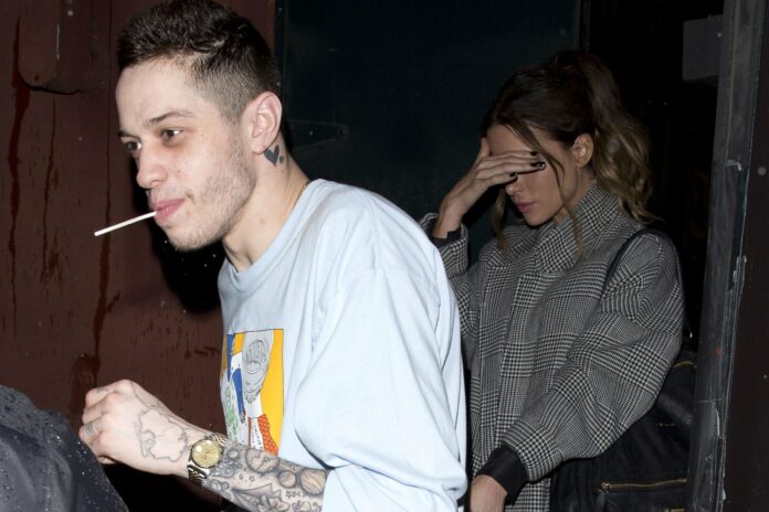 Pete Davidson revela su lucha personal con las drogas y el impacto de la paternidad