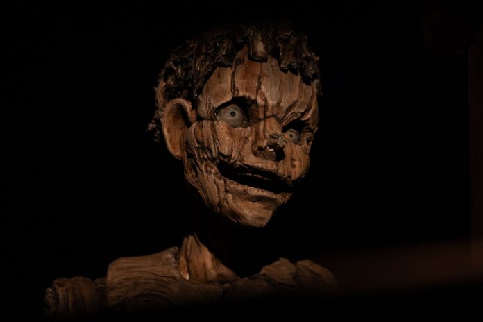 Pinocho sin Cuerdas: La Oscura Reimaginación del Clásico que Conquista el Terror