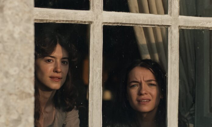 Reinvención Cinematográfica: Una Nueva Mirada a «Sensatez y Sentimientos»