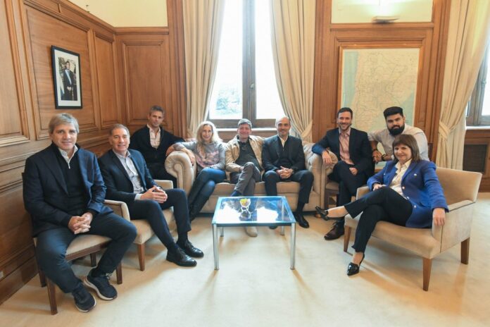Reuniones Clave: Santilli y Gobernadores Abordan Reforma Electoral y Presupuesto