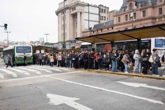 Subsidios a Colectivos: El Gobierno Asegura Estabilidad en el Precio del Boleto
