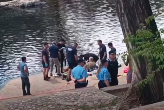 Tragedia en el río Cosquín: un joven de 25 años muere ahogado mientras nadaba