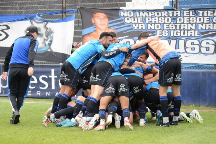 Tristán Suárez y Almagro empatan en un encuentro clave para Temperley