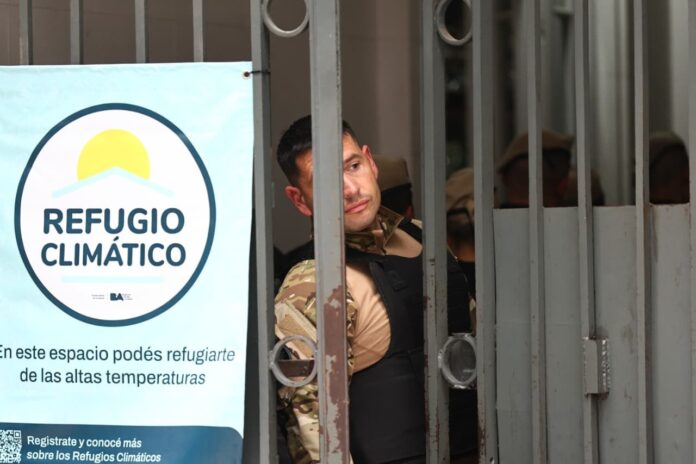 Violenta pelea entre internos en la Alcaidía 1: un rehén y videos que conmocionan